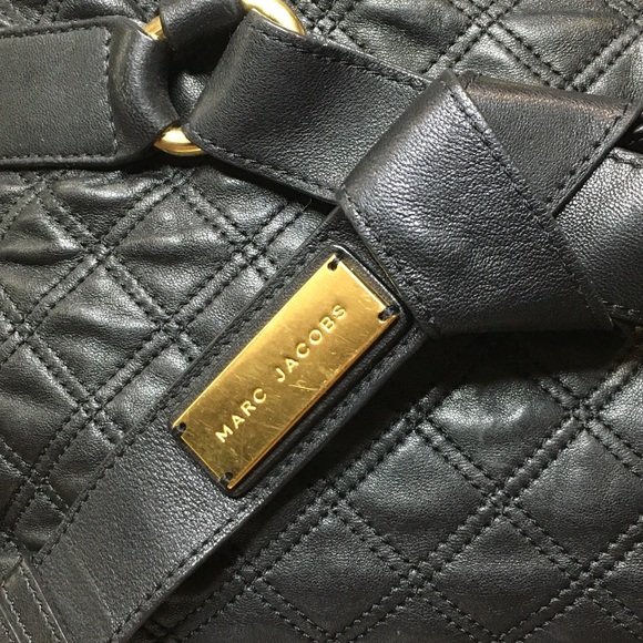 MARC JACOB Quilted Top Handled Belted Lambskin Shoulder Bag - Picture 8 of 17